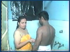 Tamil aunty's steamy bath turns into erotic encounter