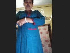 Boudi's provocative video features her bare body seductively