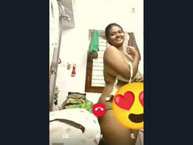 Indian seductive bhabhi in a tank top: VR experience continues in part 2