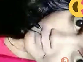 BD girl strips down to show off her naked body