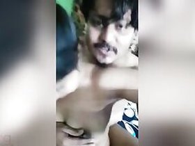 Naked lovers Desi have romantic XXX sex on camera for selfies