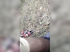 Desi lewd cleavage fuck outdoors video caught on live camera