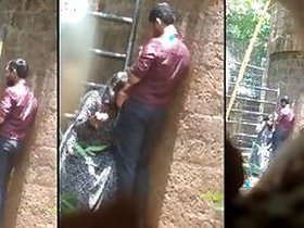 Open Desi MMC clip of Indian beauty caught sucking huge cock