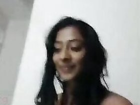 Watch this NRI beauty livecam sex tape to stimulate your sexual mood