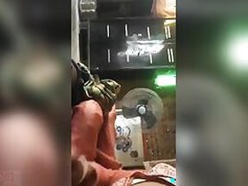 Slutty video sexy slut gives XXX blowjob to guy close-up