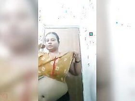 XXX Bangla Desi woman shows off her chubby body in this self-made clip