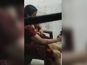 Telugu wife shows her boobs in phone sex chat