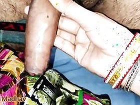 Bhabhi penetrated her hairy XXX peach with lover Desi's penis