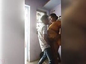Devar does XXX stuff with his wife Desi in MMC video