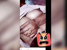 Desi mom phone sex chat with her secret boyfriend