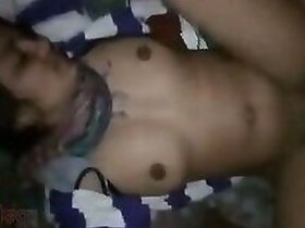 Desi bhabhi enjoys a quick fuck with her stepbrother in law