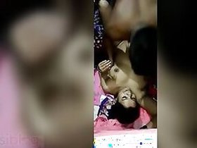 Desi Indian girl fucks XXX partner without knowing it becomes MMS