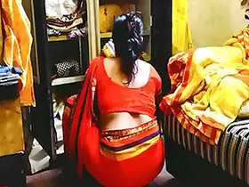 Horny neighbor fucks aunt from Kerala