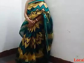 Desi Bhabhi fucks a man who serves hotel rooms