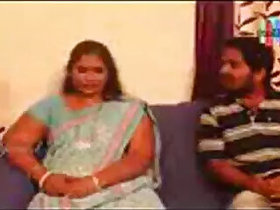 A beautiful new aunt wants romantic wit...