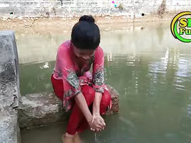 Desi cute girl in the bathtub