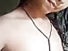 Selfies of a Naked Pretty Woman