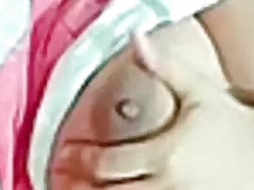 Desi Girl Jerks Her Wet Pussy New Clip