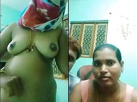 Tamil Wife Shows Her Naked Body to Fans