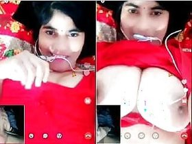 Desi Girl Shows Her Big Boobs On Video Call