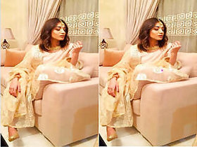 Paki Girl Shows Tits Part of Pussy