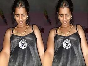 Sexy bhabhi changing clothes