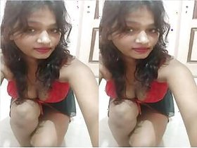 Sexy Sarika masturbates and gets rid of her Lover's cock