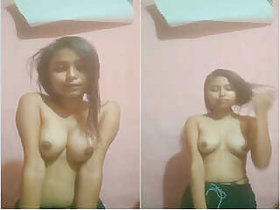 Cute Indian college student Shows her boobs Part 2