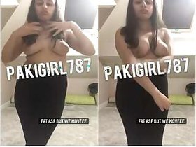 Paki Girl Shows Her Naked Body Part 1