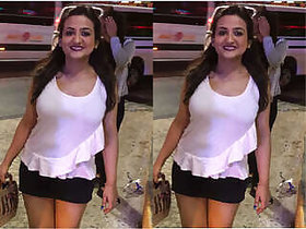 Sexy Punjabi NRI Girl Shows Her Boobs Part 1