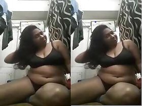 Horny Desi Bhabhi Shows Tits and Pussy Part 6